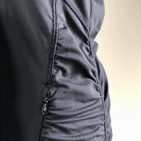 Lululemon Black 1/2 Zip Pullover - Picture 3 of 5